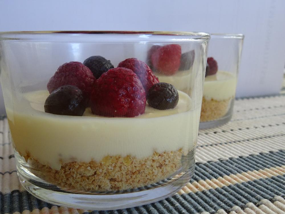 Small cheesecake dessert