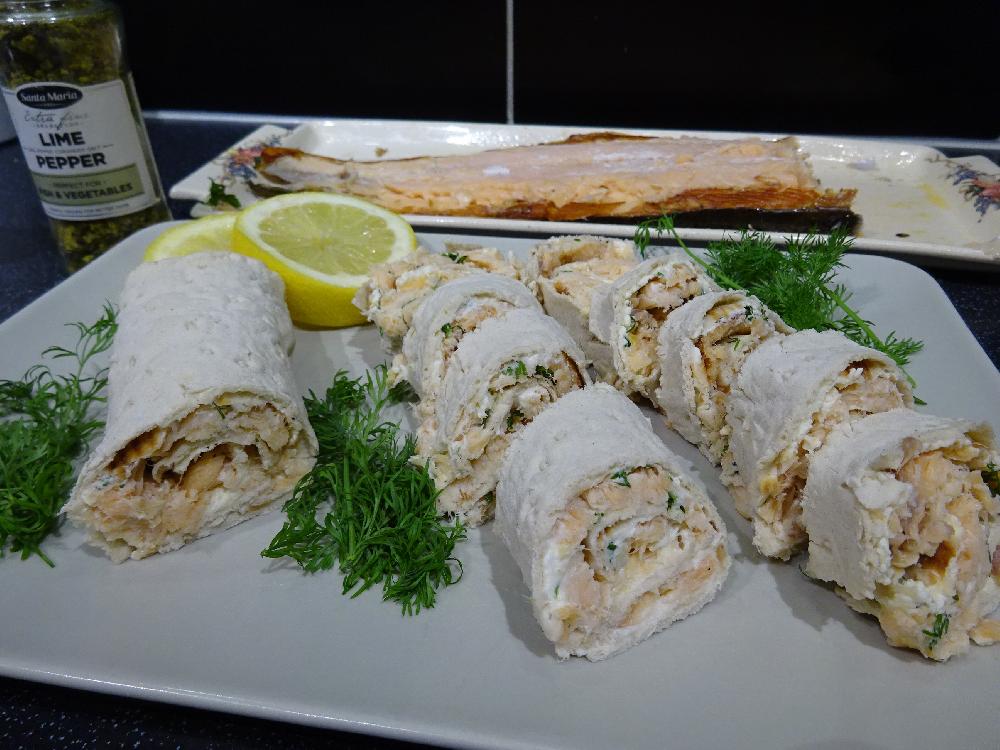Swedish salmon rolls