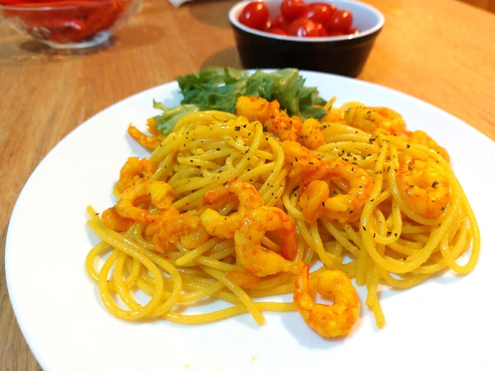 Saffron and shrimp Spaghetti