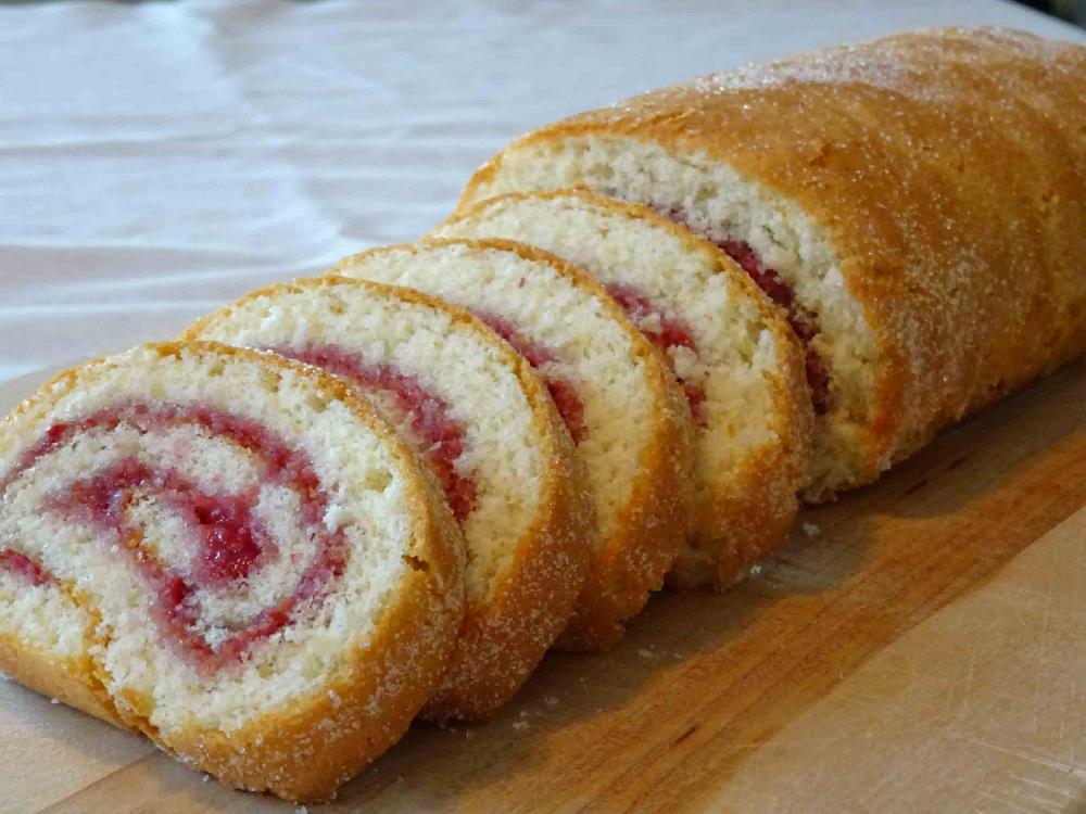 Swedish rulltårta