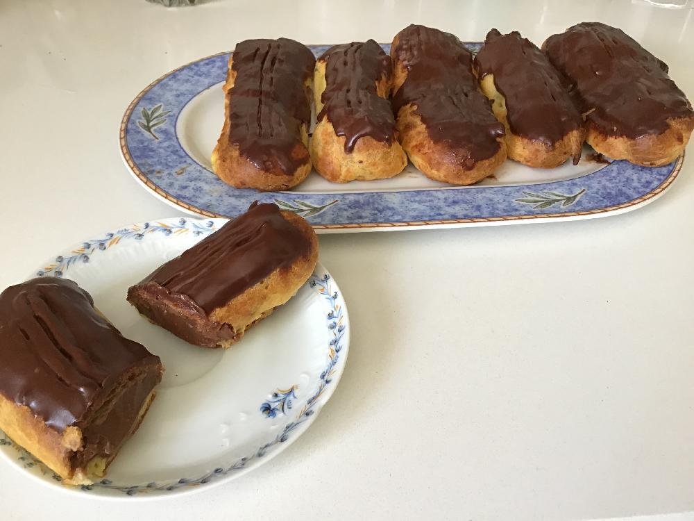 Chocolate Eclairs picture