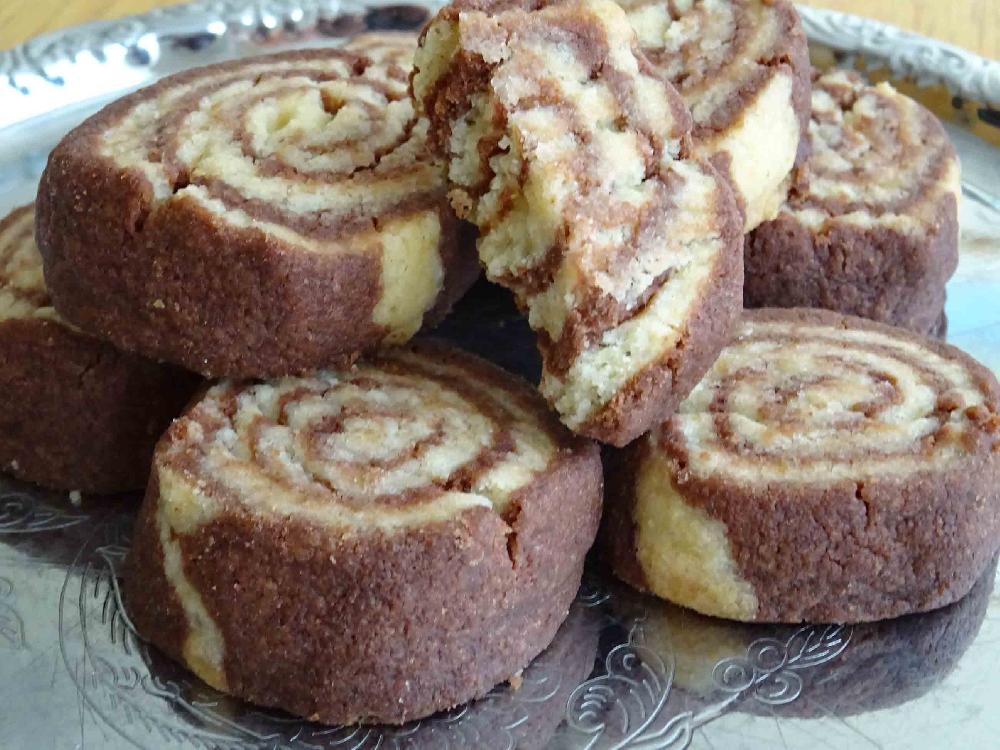 Chocolate rolls