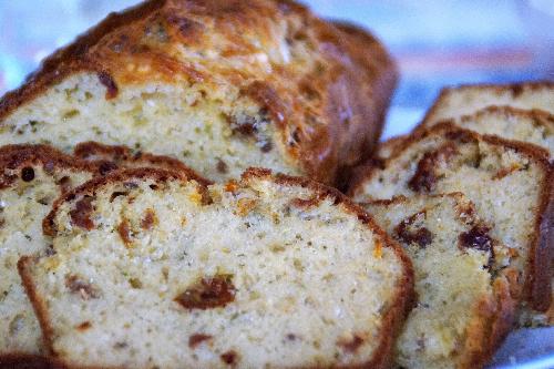 Cake salé with Pesto and Dried Tomatoes picture