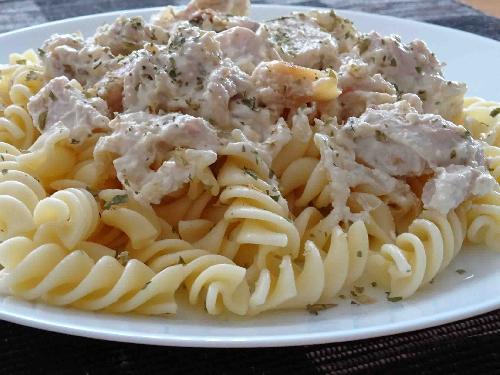 Chicken and blue cheese sauce picture