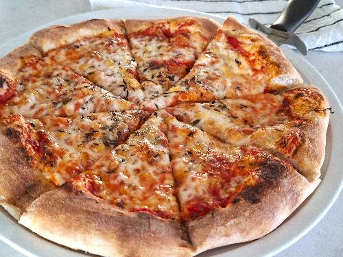 Margherita Pizza picture