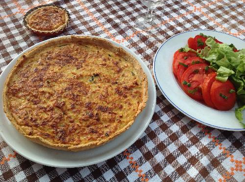 Onion and bacon Pie