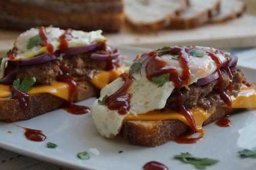 Burger and fried egg Sandwich picture